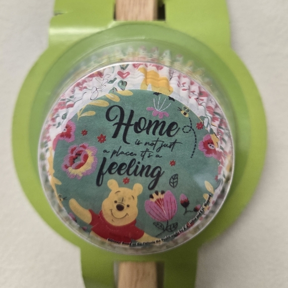Disney Winnie the Pooh Spring Floral Spatula & Baking Liner Set - Picture 3 of 7